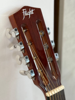 FLIGHT D-207 HB (УЦЕНКА) семиструнная акустическая гитара